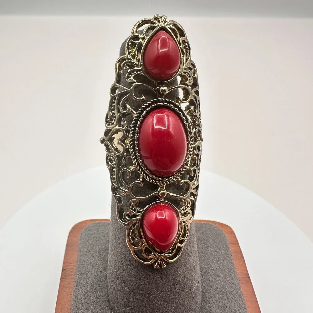 Vintage Y2K Gold Tone Filigree‎ Red Stone Ring Statement Women's Classic Jewelry